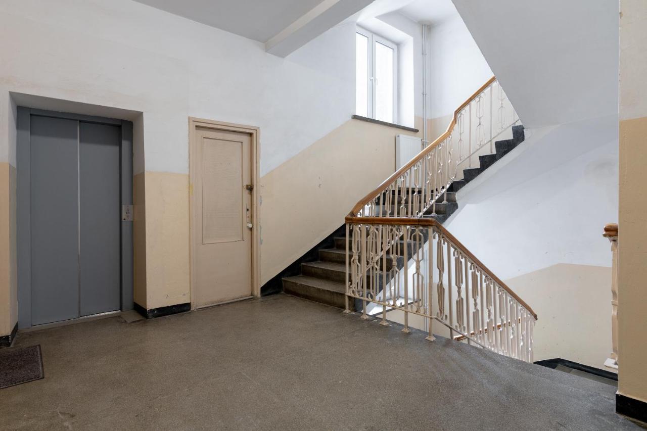 Hala Mirowska Stylish Apartment Varşova Dış mekan fotoğraf